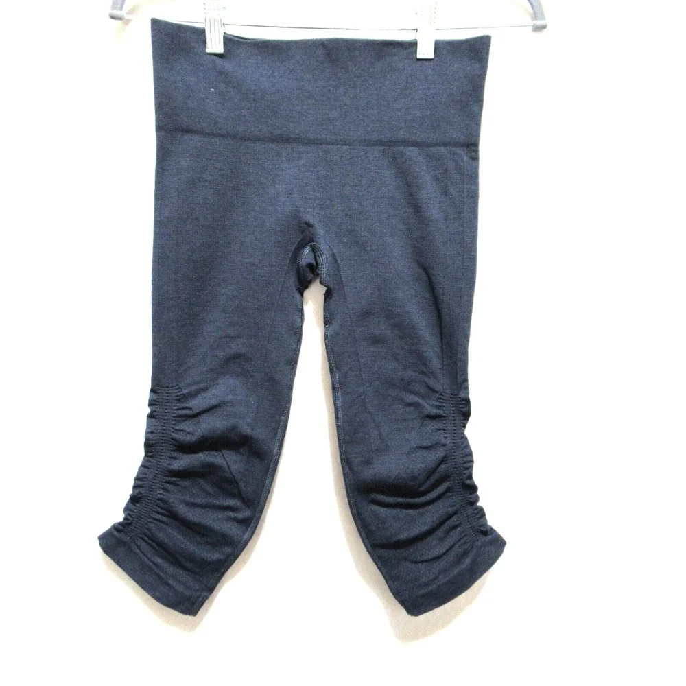 Lululemon Size 4 Blue In The Flow Cropped Low Rise Compression Leggings